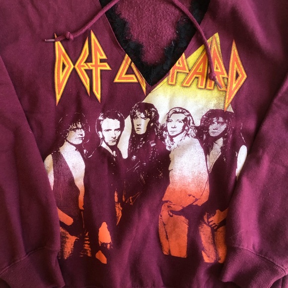 Def Leppard Hoodie Sweatshirt EUC Lace Small - Picture 2 of 11